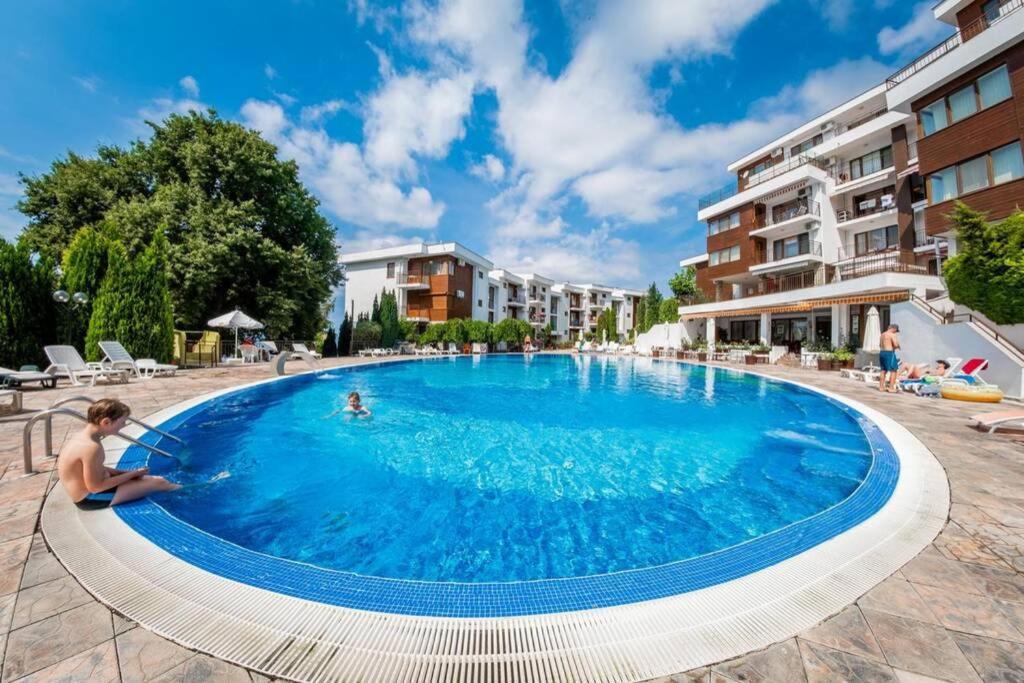 Messambria Fort Beach - Premium Apartments Burgas-provinsen Eksteriør bilde