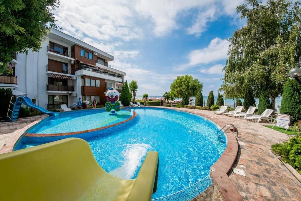 Messambria Fort Beach - Premium Apartments Burgas-provinsen Eksteriør bilde