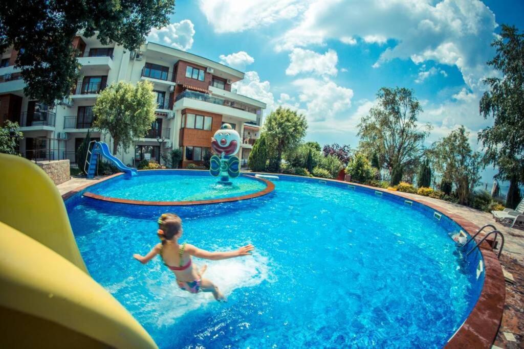 Messambria Fort Beach - Premium Apartments Burgas-provinsen Eksteriør bilde