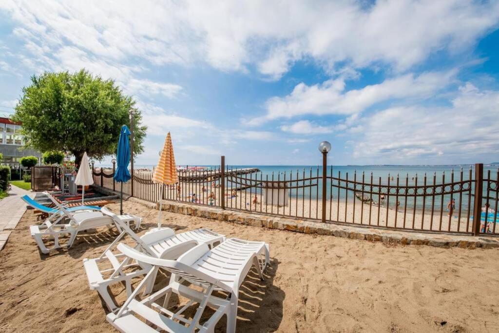 Messambria Fort Beach - Premium Apartments Burgas-provinsen Eksteriør bilde